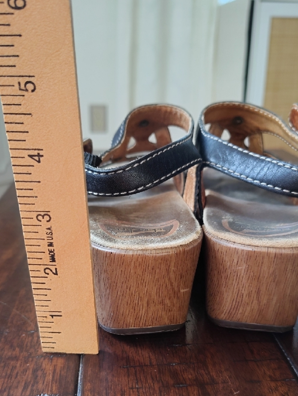 Dansko Black Leather Open Toe Platform Clogs/Sandals with Wood-Effect Sole - Picture 16 of 16